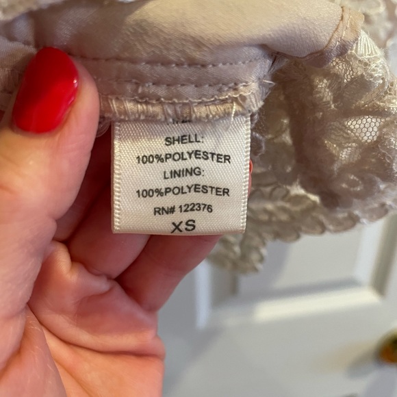 Camisole top with embroidered overlay size XS - Picture 4 of 5